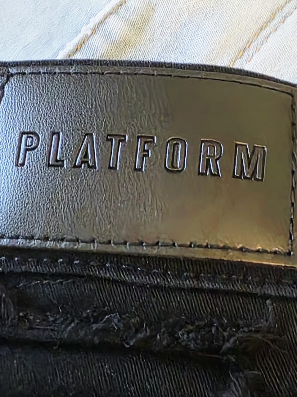 Platform New York Staff Distressed Black 32x38 Jeans - Picture 7 of 8
